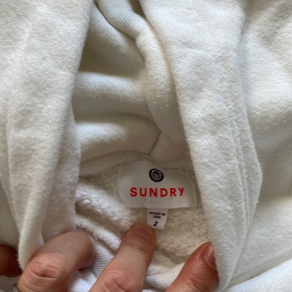 Sundry - Picture 3 of 6